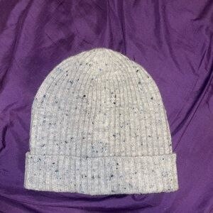 Land’s End Gray Speckled Knit Beanie